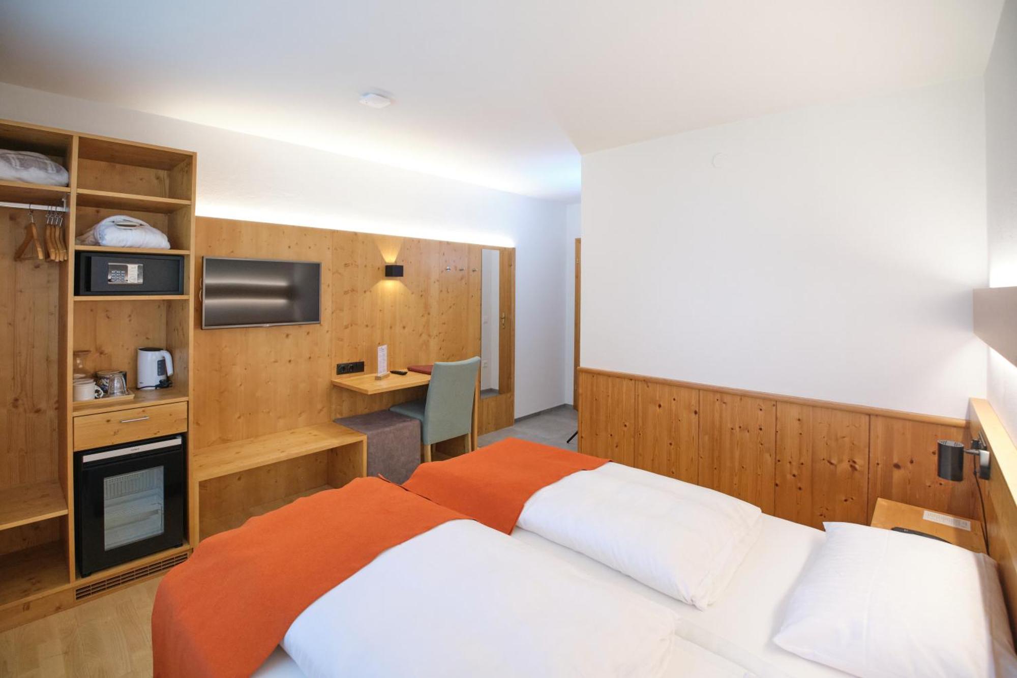 Santner, Hotel Eugendorf Luaran gambar