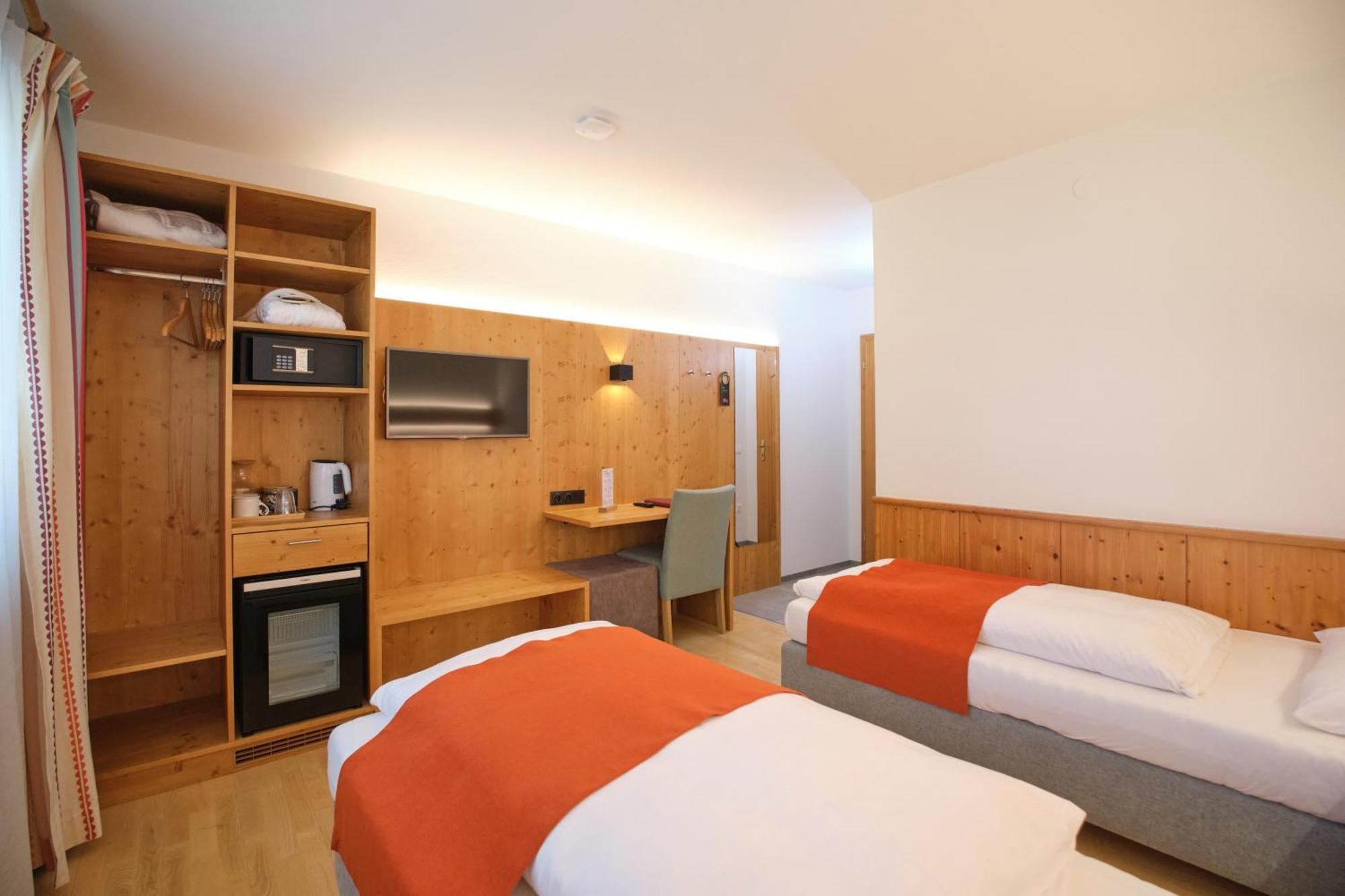 Santner, Hotel Eugendorf Luaran gambar